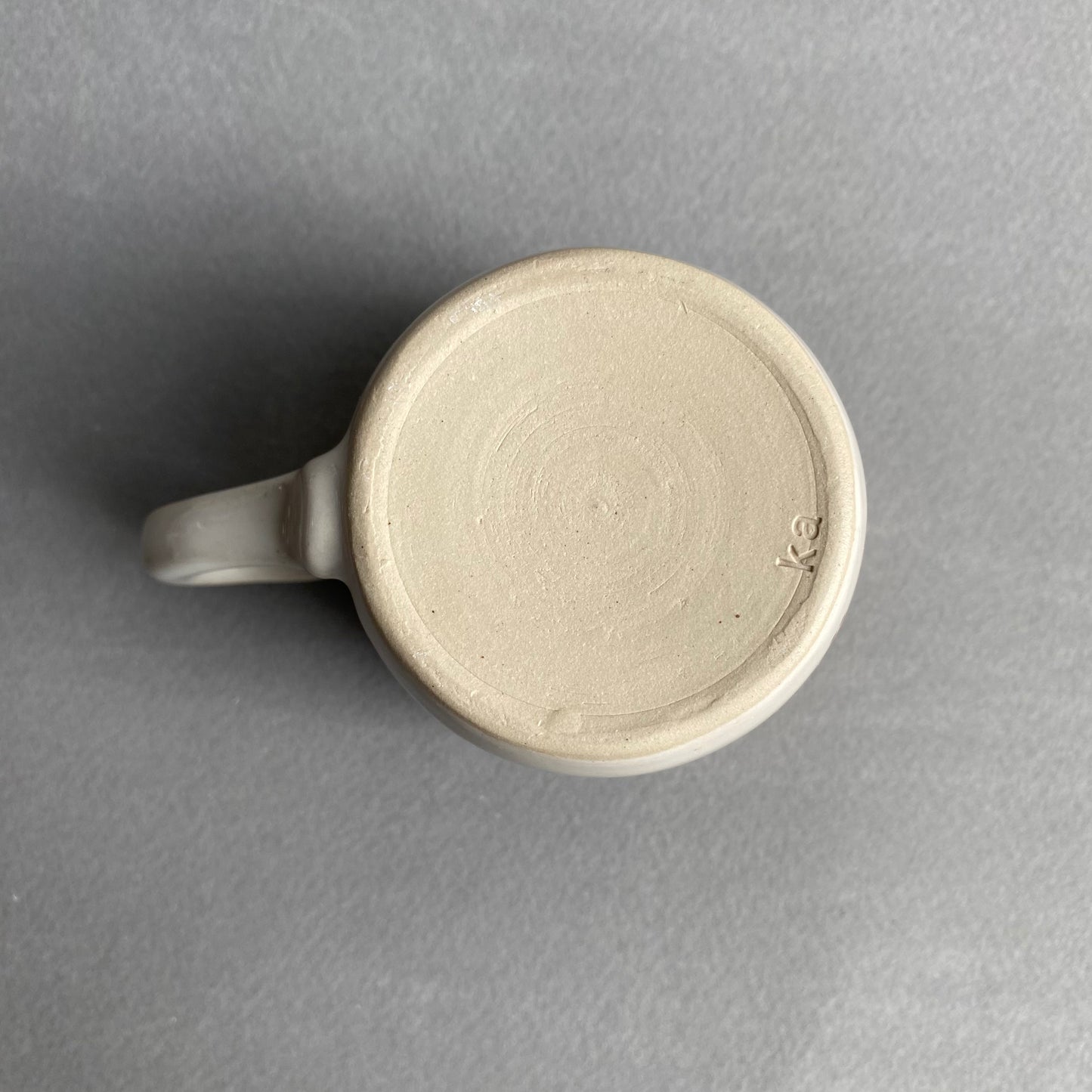 Tasse mit Tierchen
