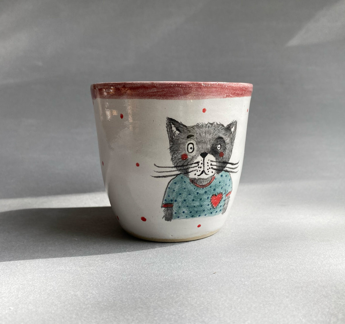 Becher mit Kater